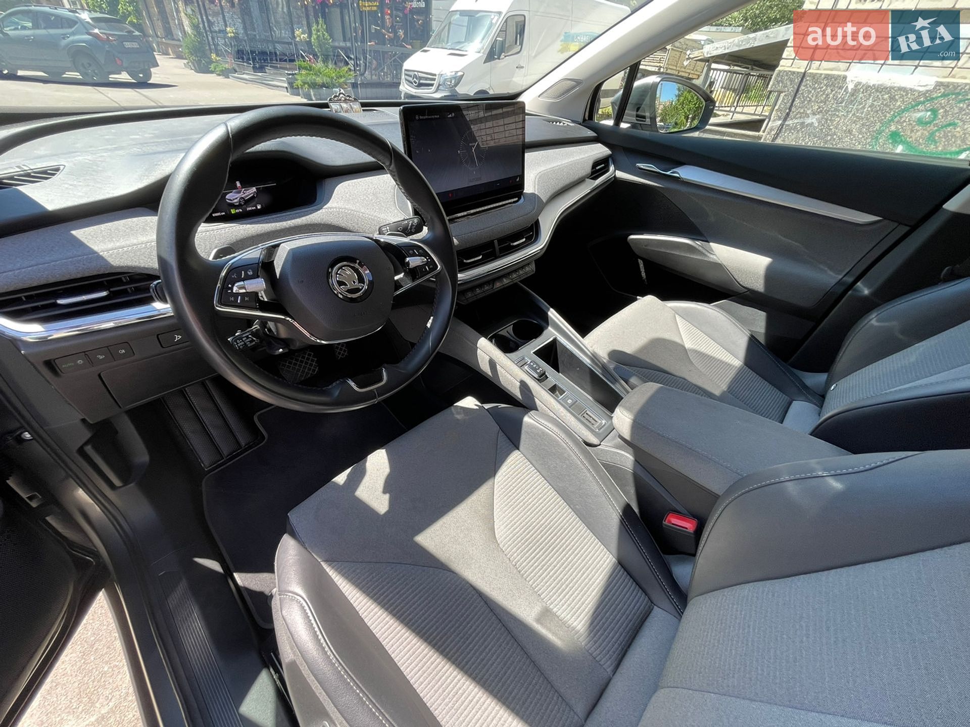 Skoda Enyaq iV 2022 VIN TMBJB7NY5NF054582 фото оголошення 12 з 23