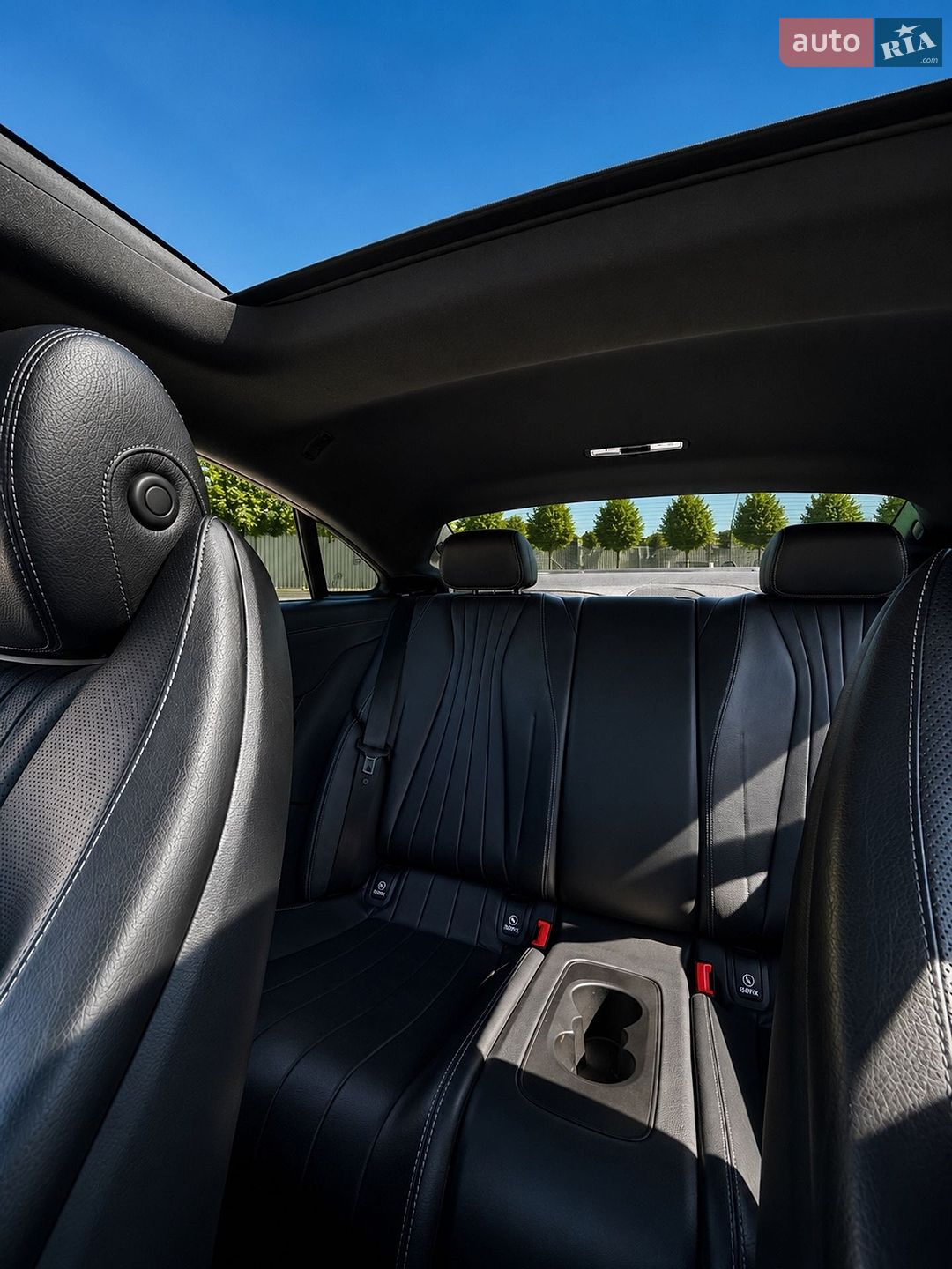 Mercedes-Benz E-Class 2018 VIN WDD1J6JB5KF088943 фото оголошення 7 з 11