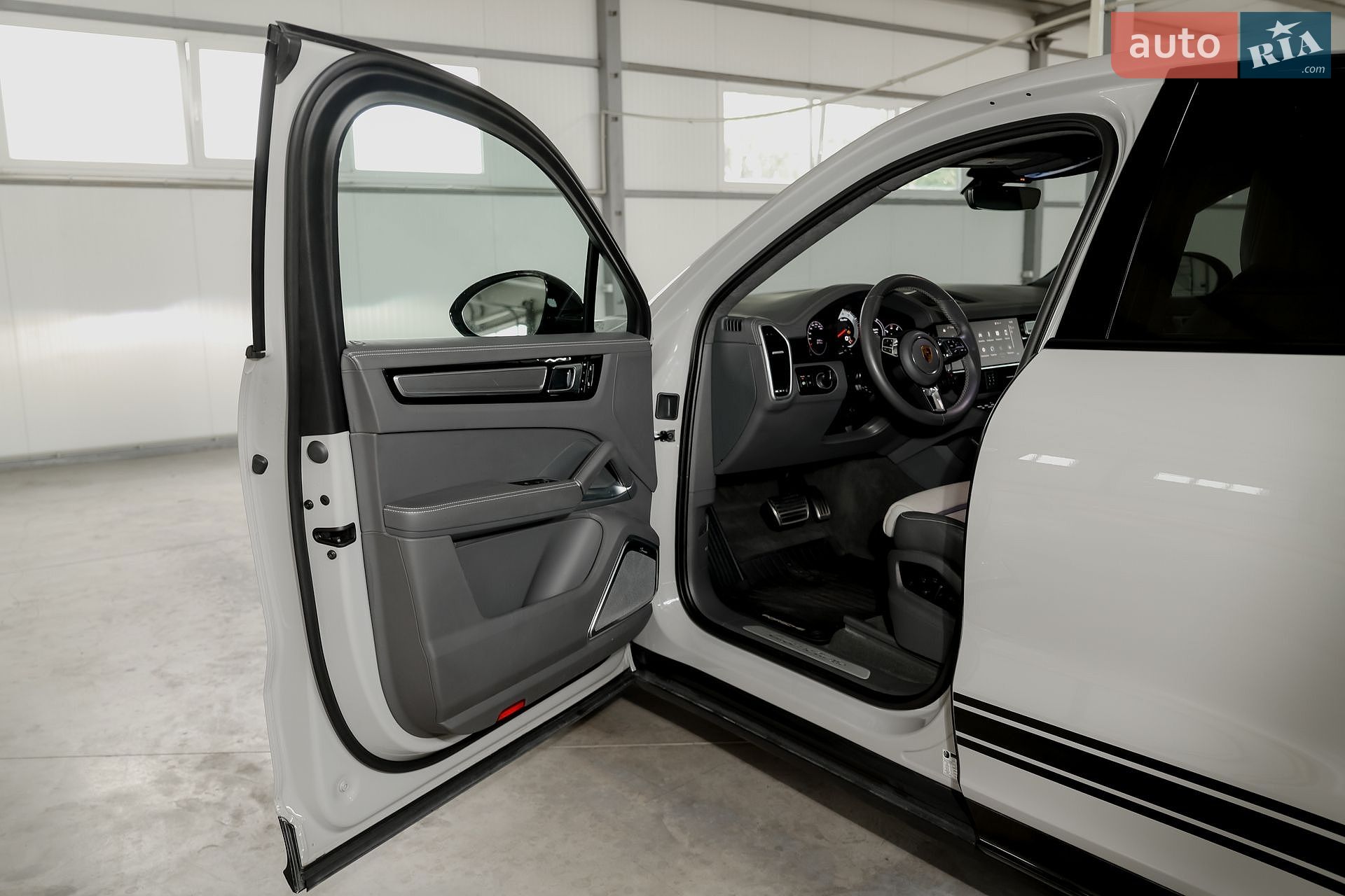 Porsche Cayenne 2022 VIN WP1BF2AY4NDA58246 фото оголошення 24 з 67