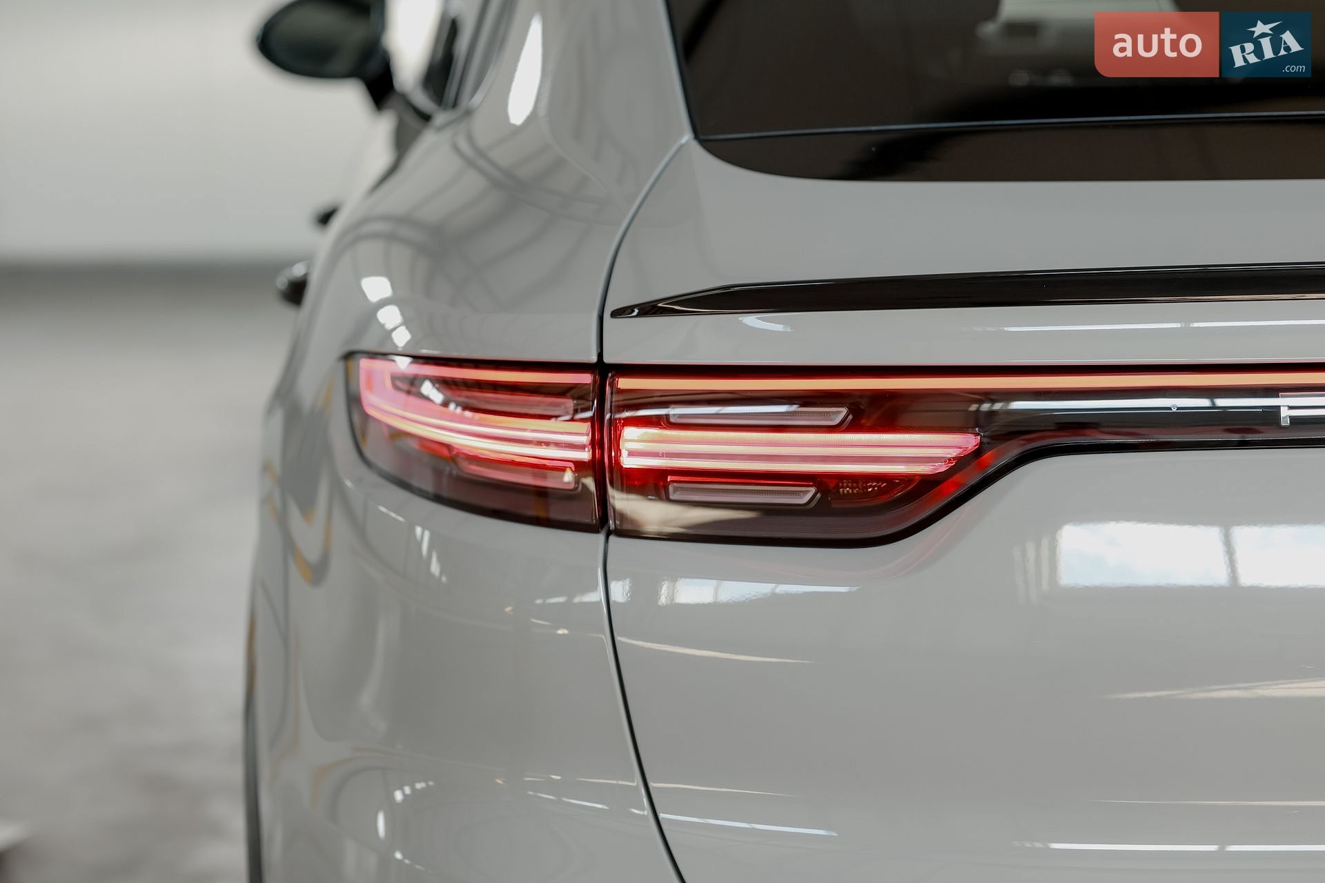 Porsche Cayenne 2022 VIN WP1BF2AY4NDA58246 фото оголошення 51 з 67