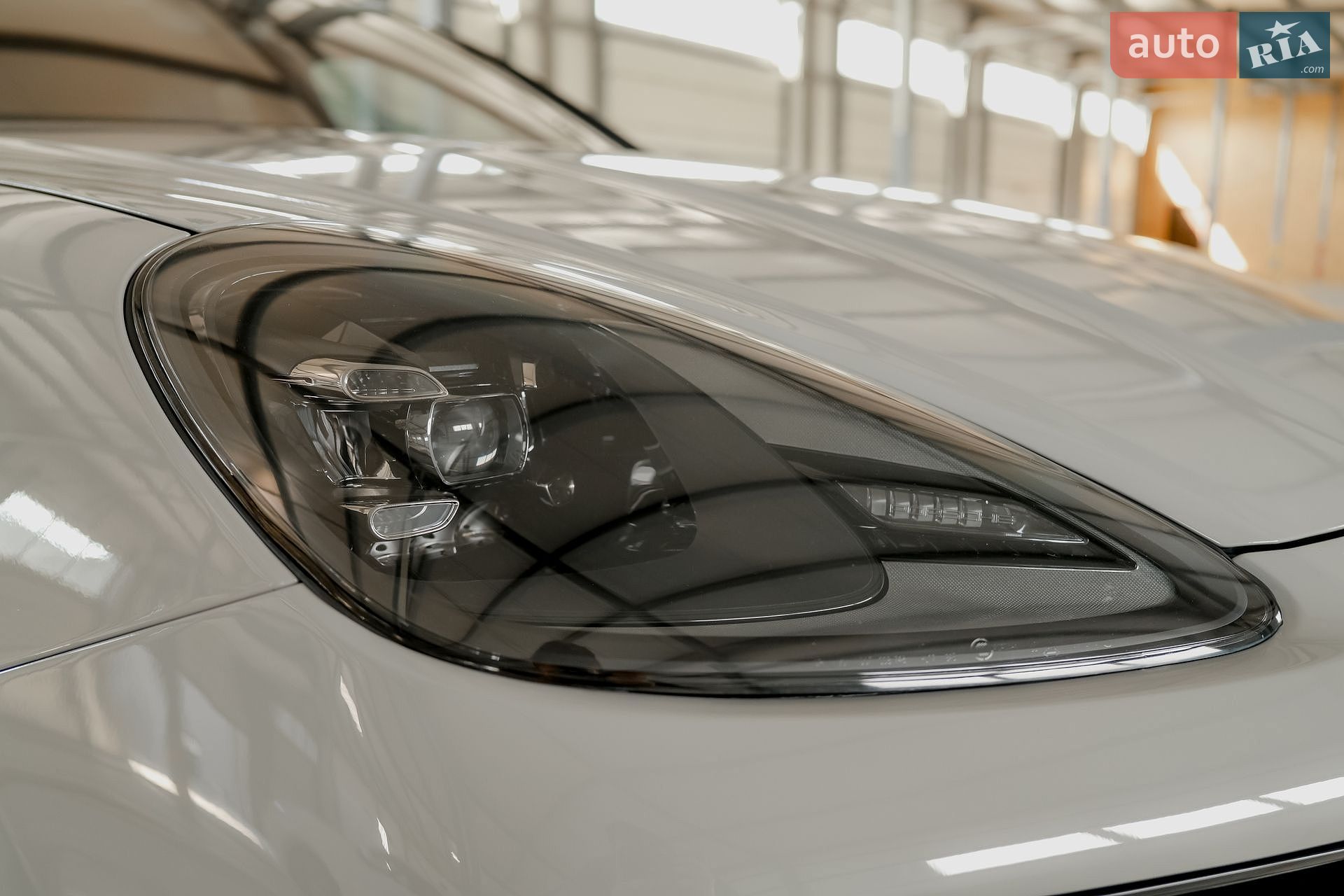 Porsche Cayenne 2022 VIN WP1BF2AY4NDA58246 фото оголошення 64 з 67