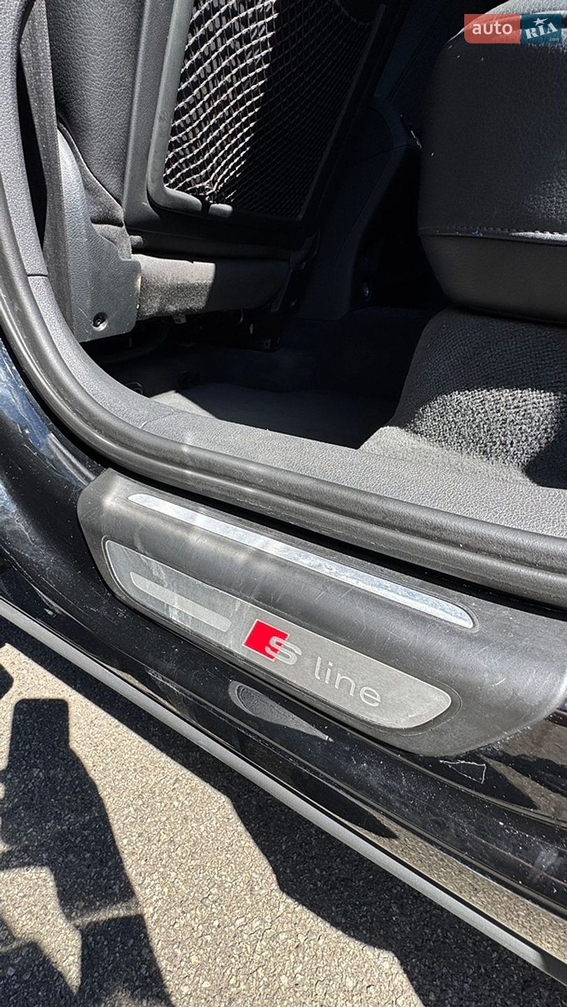 Audi Q3 2018 VIN WA1BCCFS5JR026515 фото оголошення 32 з 36