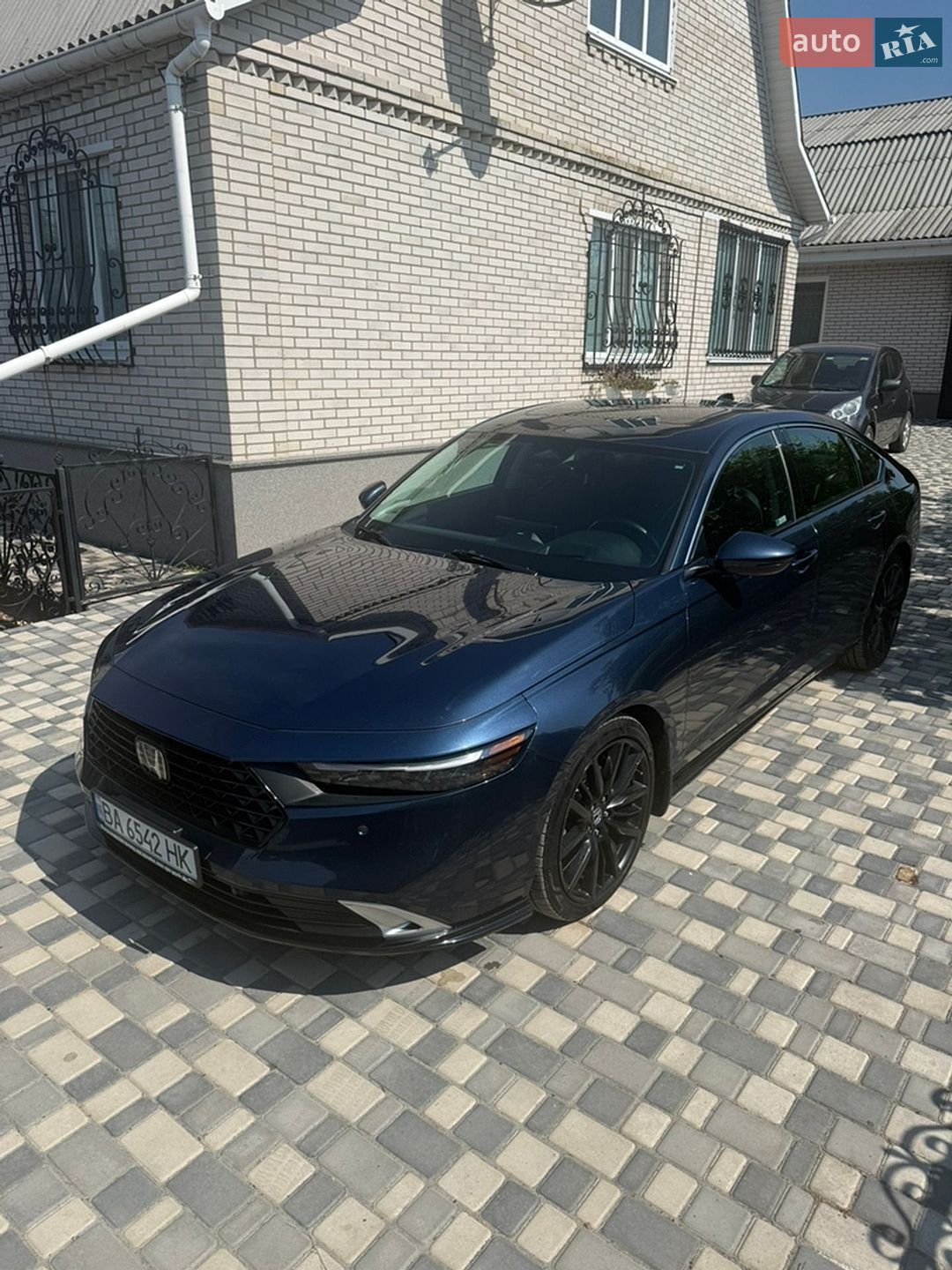 Honda Accord 2023 VIN 1HGCY2F8XPA005839 фото оголошення 5 з 55