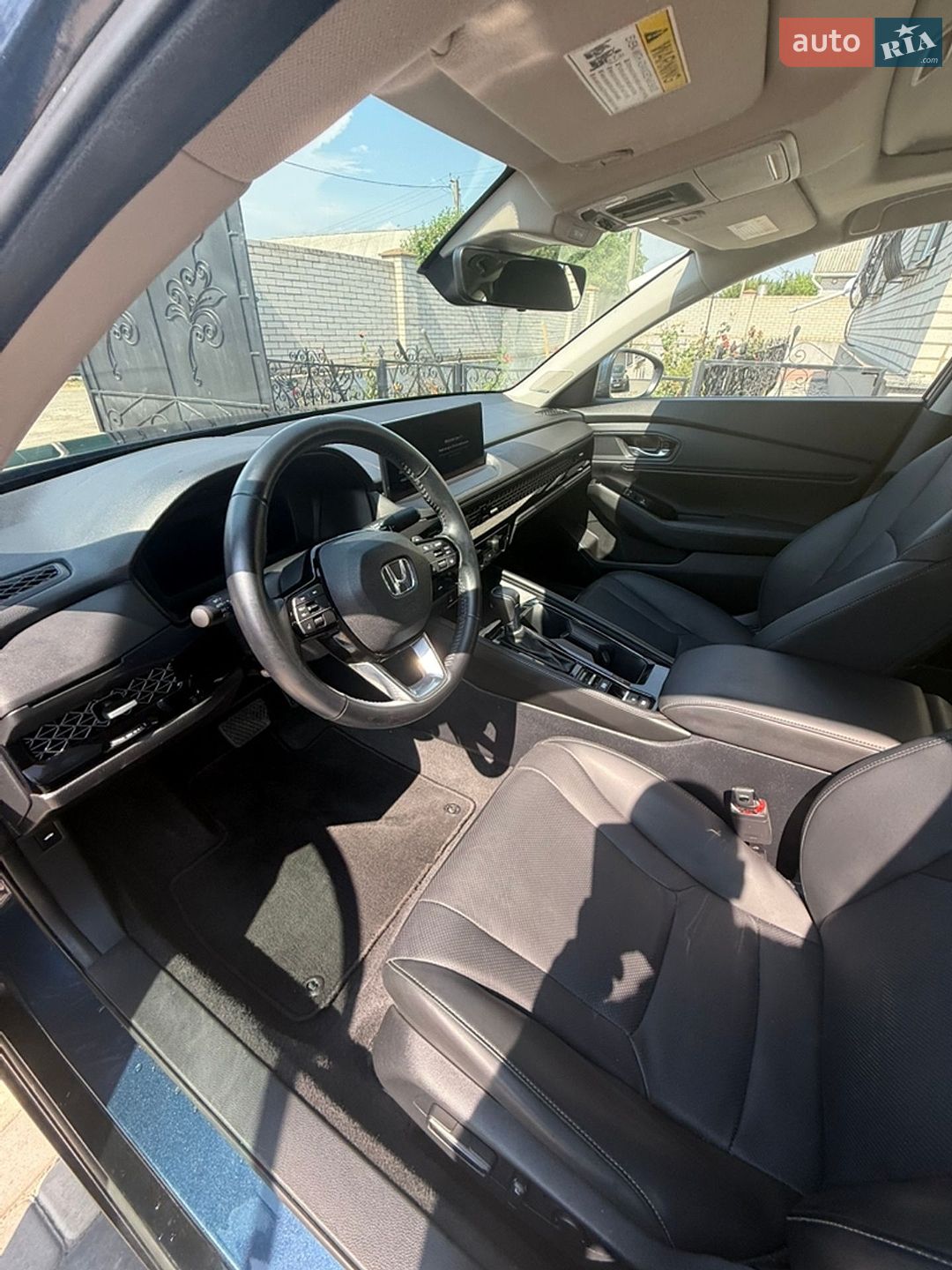 Honda Accord 2023 VIN 1HGCY2F8XPA005839 фото оголошення 33 з 55