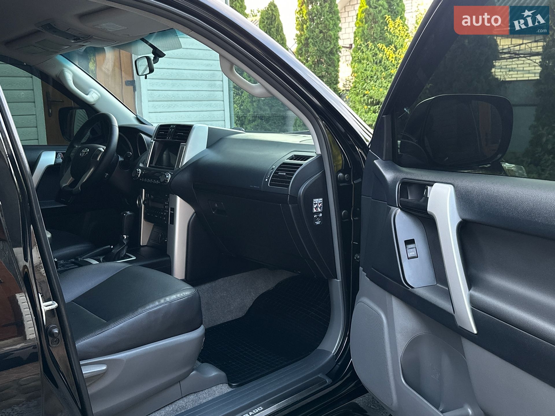 Toyota Land Cruiser Prado 2011 VIN JTEBH3FJ505016938 фото оголошення 49 з 55