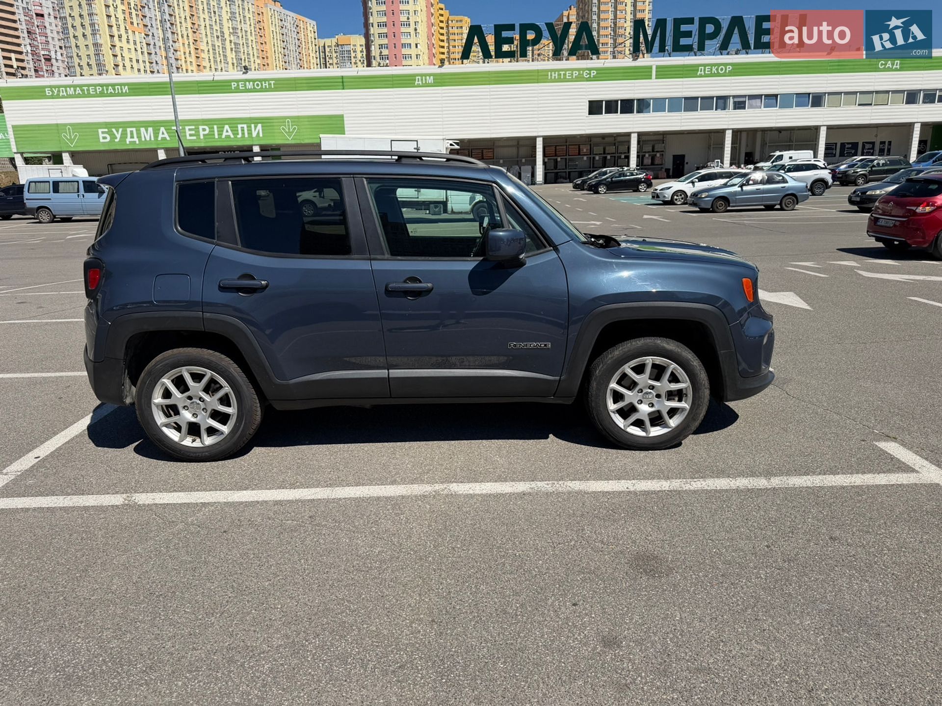 Jeep Renegade 2020 VIN ZACNJBBB4LPL70828 фото оголошення 3 з 15