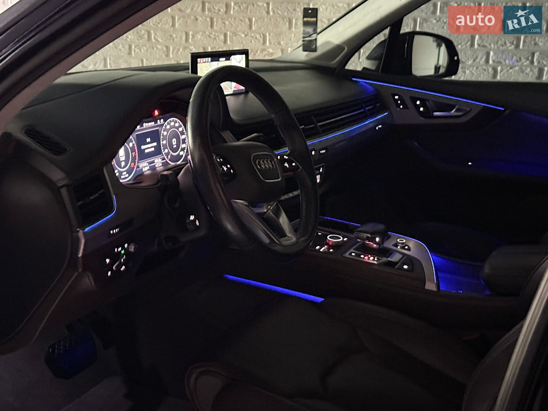 Audi Q7 2019 VIN WA1VAAF73KD026529 фото оголошення 15 з 165