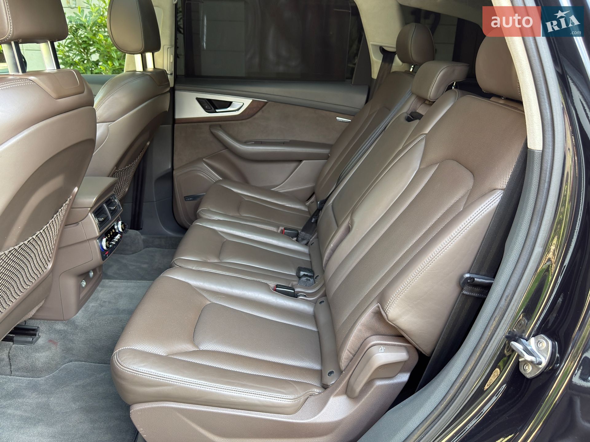 Audi Q7 2019 VIN WA1VAAF73KD026529 фото оголошення 58 з 165