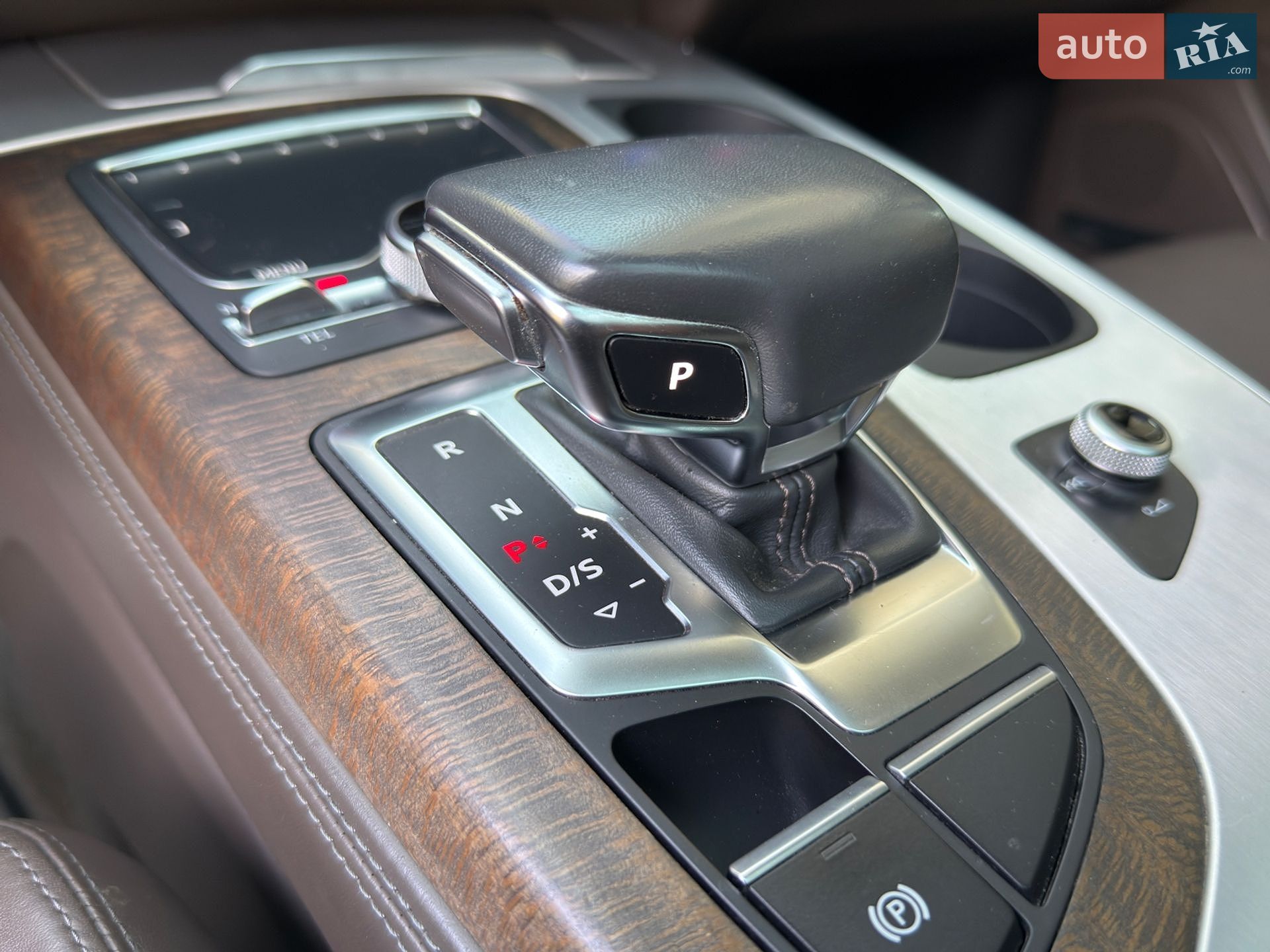 Audi Q7 2019 VIN WA1VAAF73KD026529 фото оголошення 64 з 165