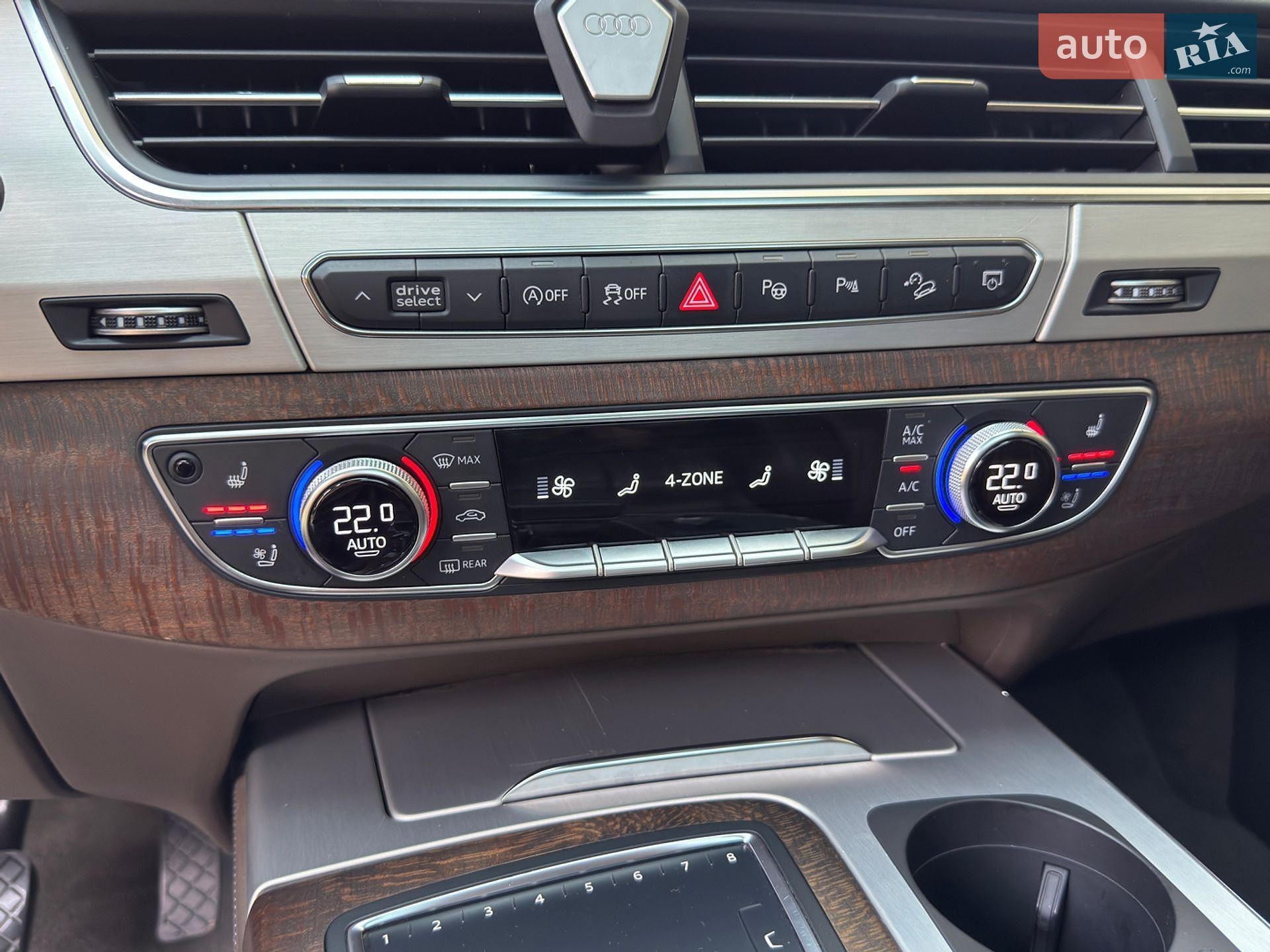 Audi Q7 2019 VIN WA1VAAF73KD026529 фото оголошення 65 з 165
