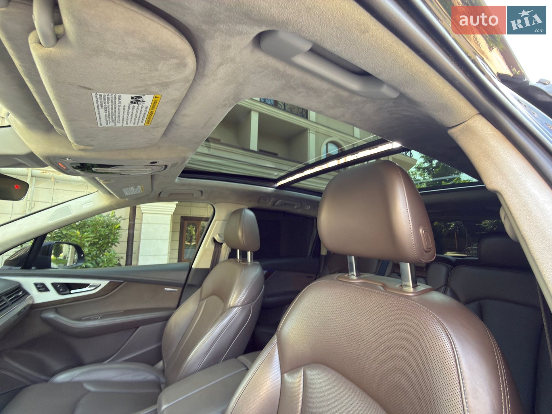 Audi Q7 2019 VIN WA1VAAF73KD026529 фото оголошення 74 з 165