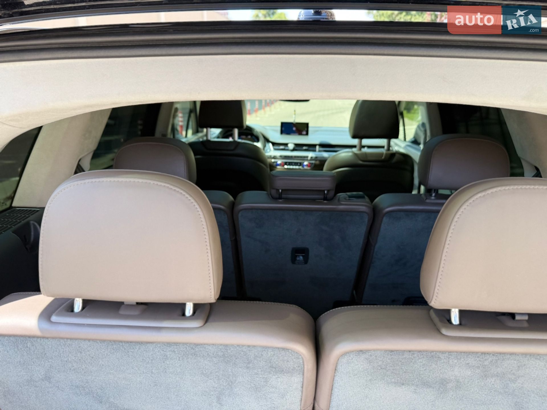 Audi Q7 2019 VIN WA1VAAF73KD026529 фото оголошення 79 з 165