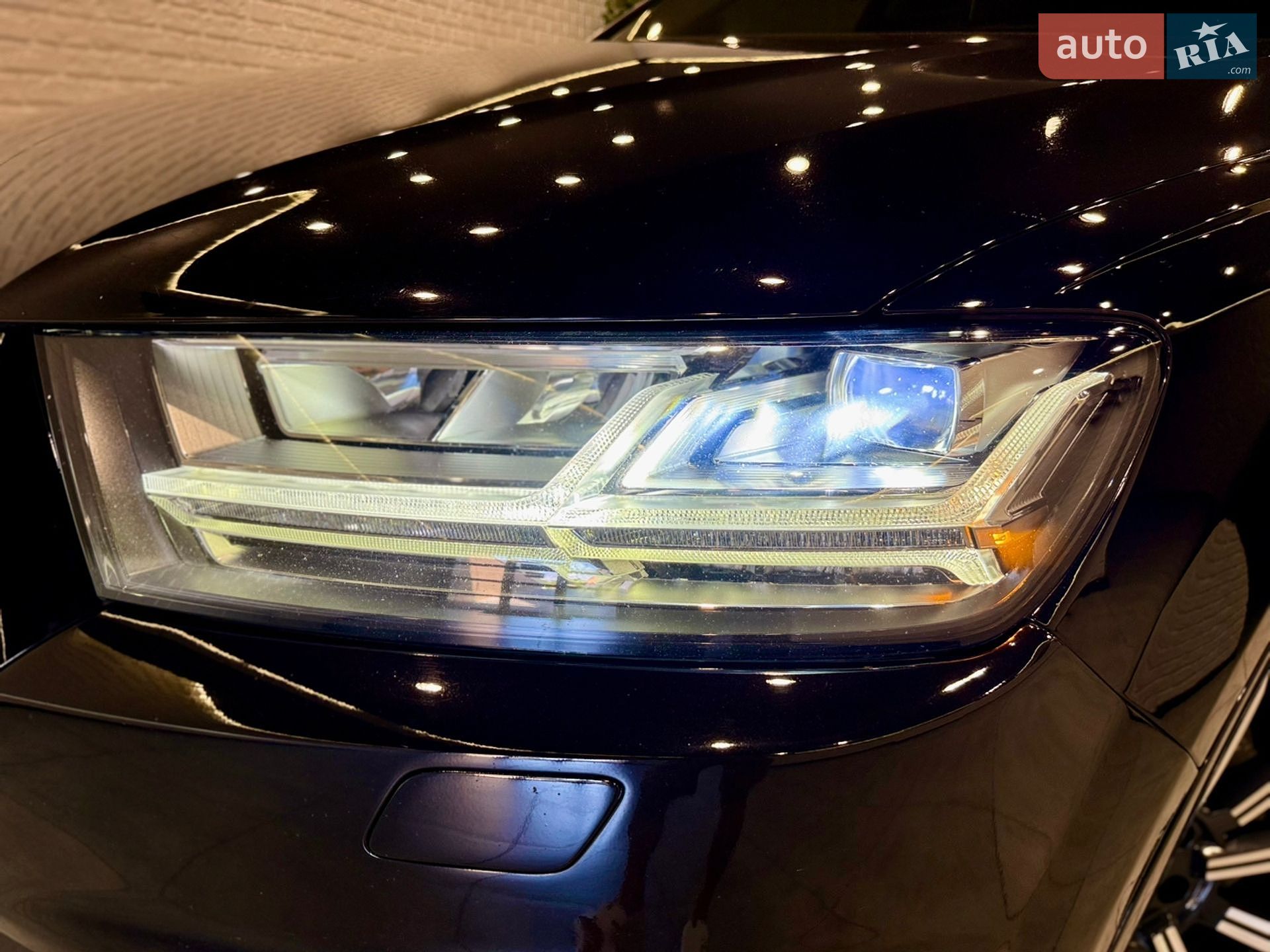 Audi Q7 2019 VIN WA1VAAF73KD026529 фото оголошення 96 з 165