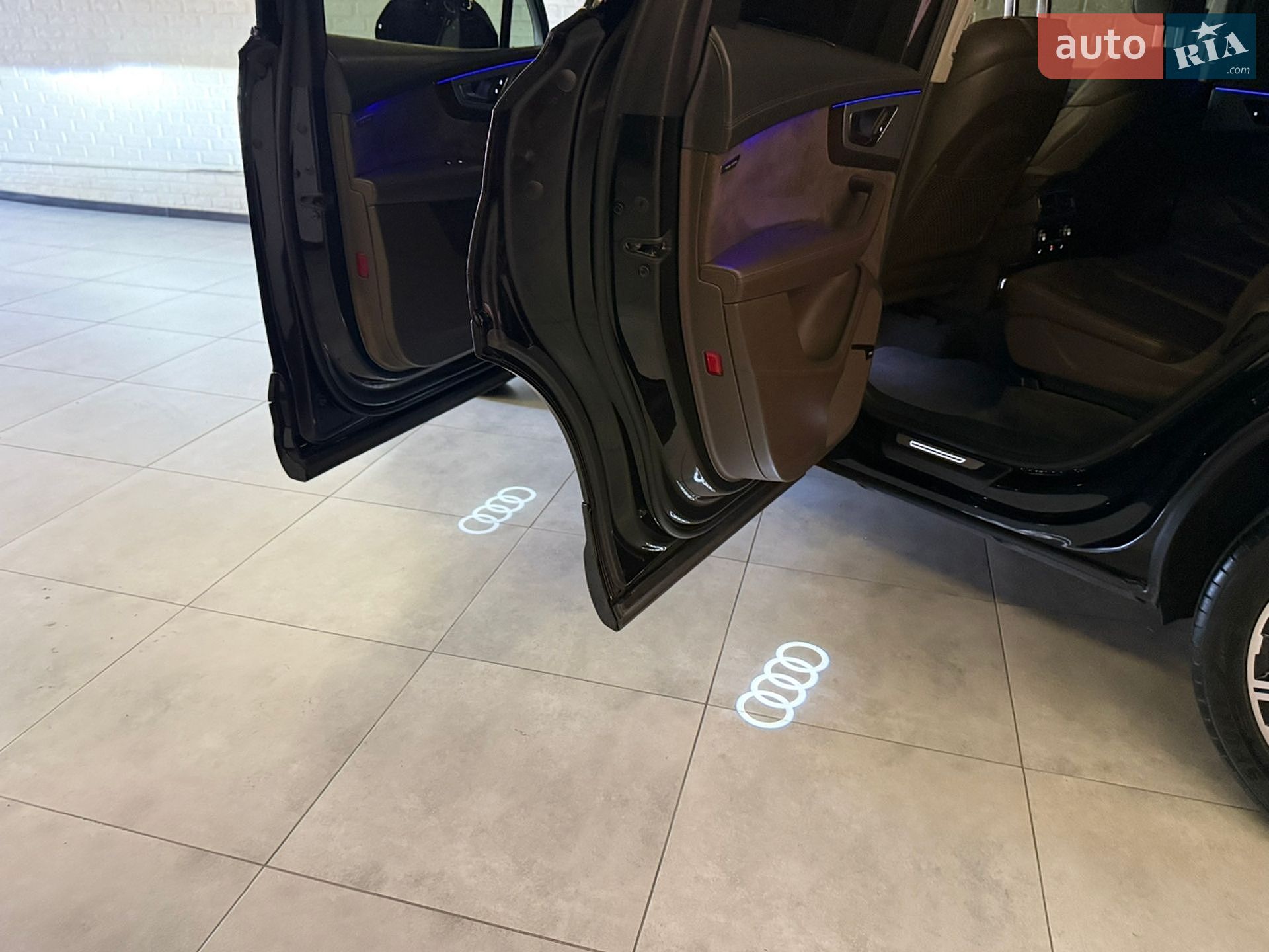Audi Q7 2019 VIN WA1VAAF73KD026529 фото оголошення 115 з 165