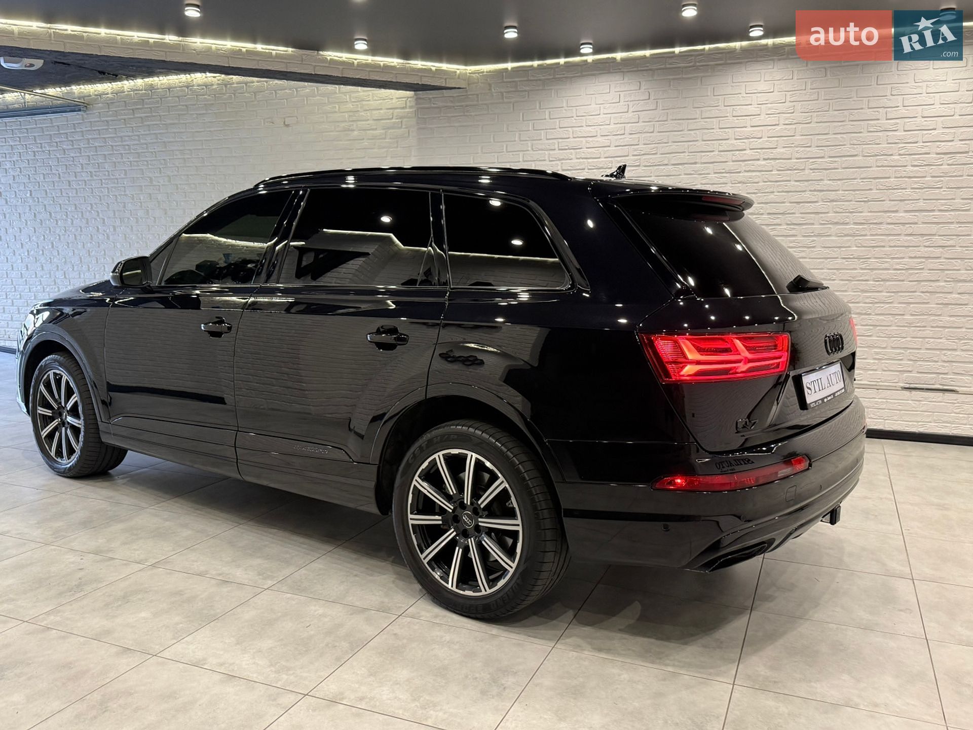 Audi Q7 2019 VIN WA1VAAF73KD026529 фото оголошення 137 з 165