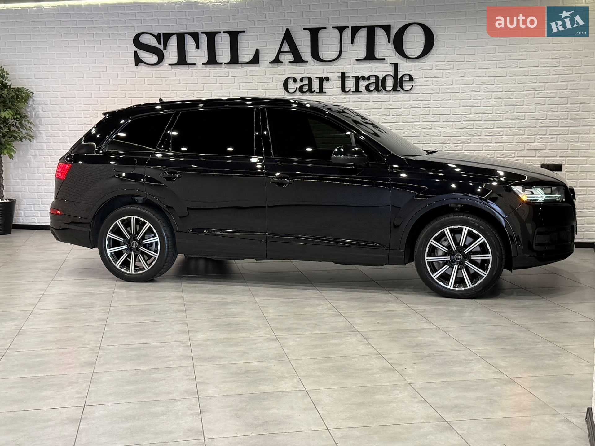 Audi Q7 2019 VIN WA1VAAF73KD026529 фото оголошення 150 з 165