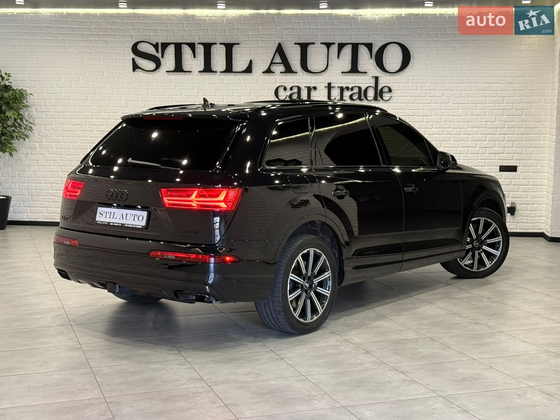 Audi Q7 2019 VIN WA1VAAF73KD026529 фото оголошення 154 з 165