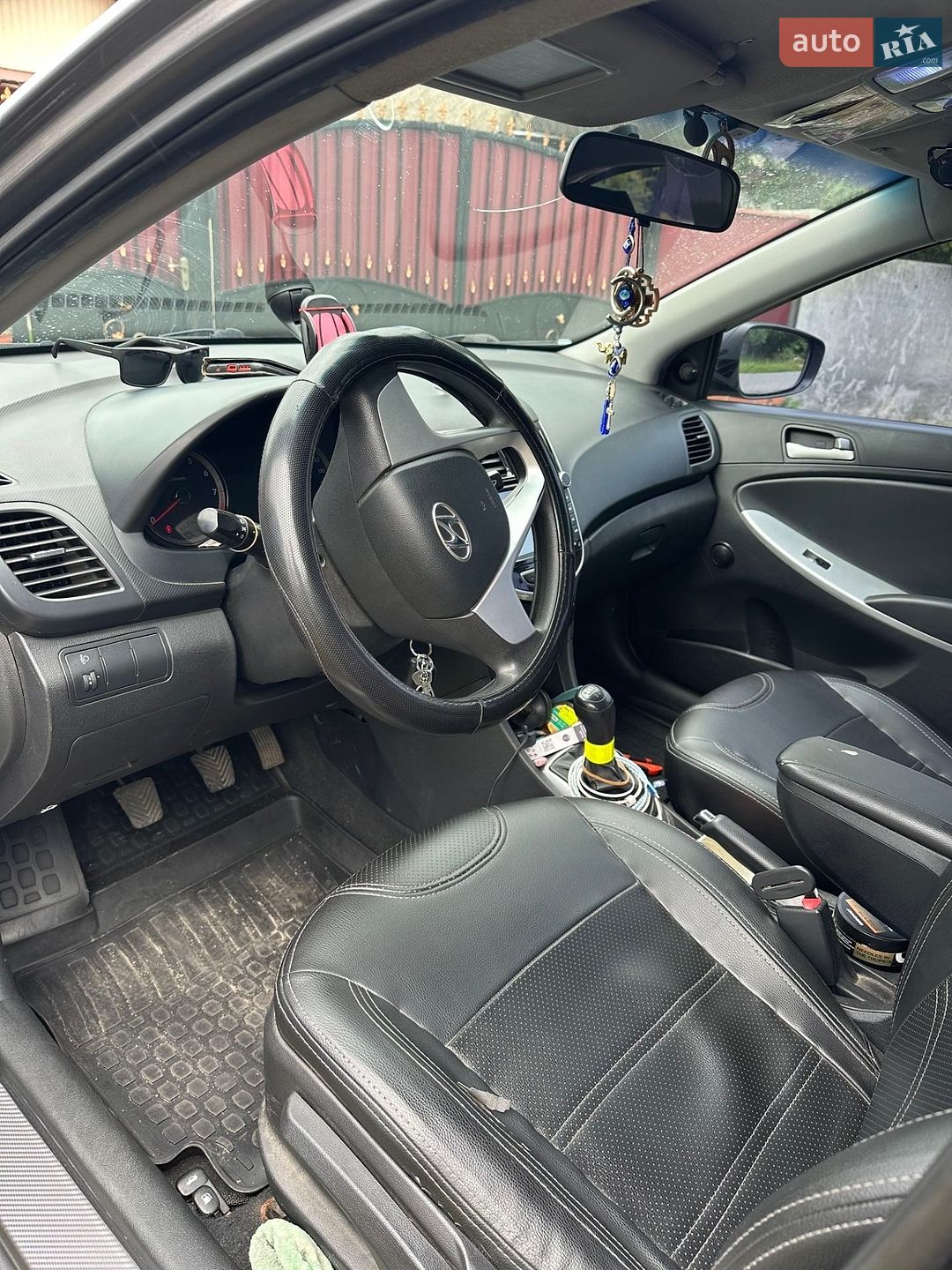 Hyundai Accent 2011 VIN Z94CT41CABR033289 фото оголошення 2 з 8