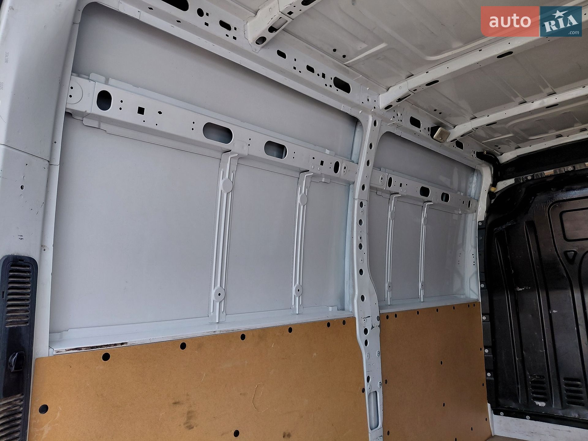 Renault Master 2023 VIN VF1MA000368914590 фото оголошення 14 з 79