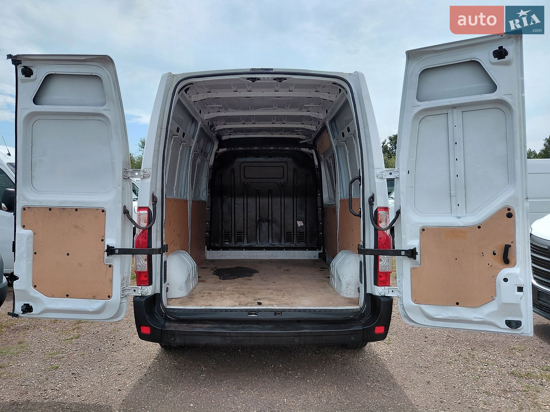 Renault Master 2023 VIN VF1MA000368914590 фото оголошення 19 з 79