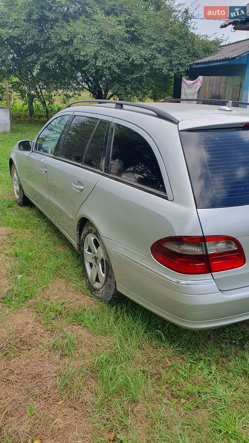 Mercedes-Benz E-Class 2004 VIN WDB2112061A576513 фото оголошення 4 з 12