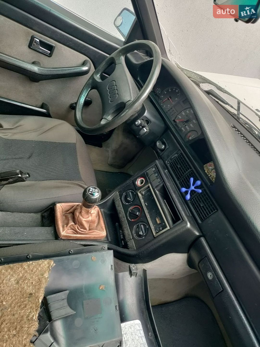 Audi 100 1988 VIN WAUZZZ44ZJN240885 фото оголошення 4 з 13