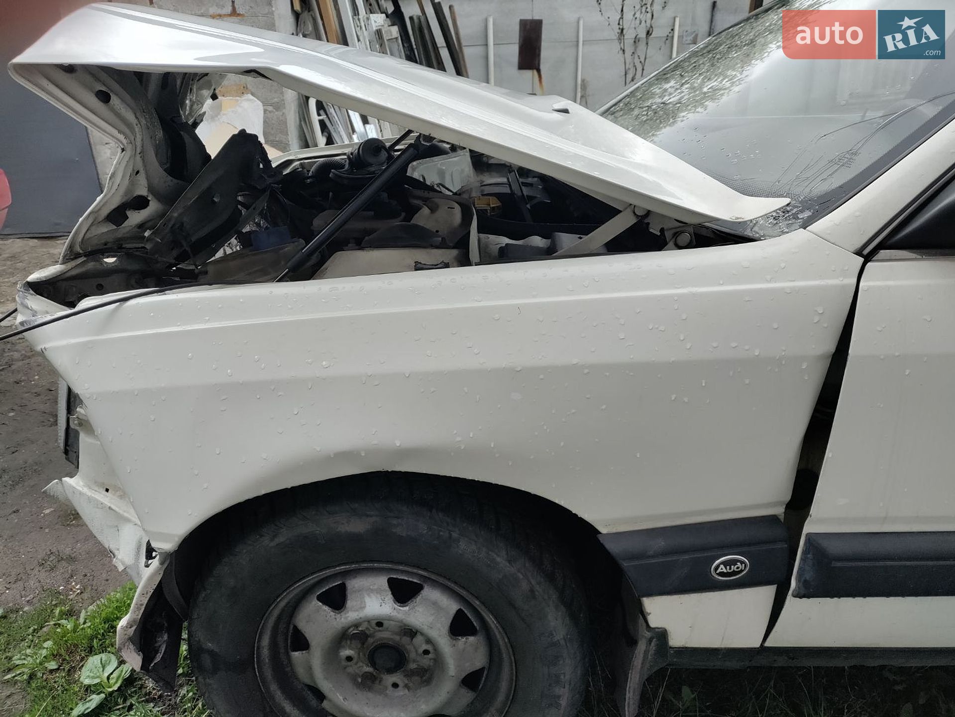 Audi 100 1988 VIN WAUZZZ44ZJN240885 фото оголошення 8 з 13