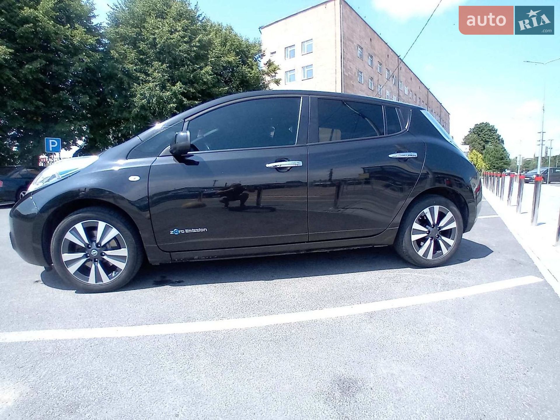 Nissan Leaf 2015 VIN SJNFAAZE0U6026104 фото оголошення 4 з 29