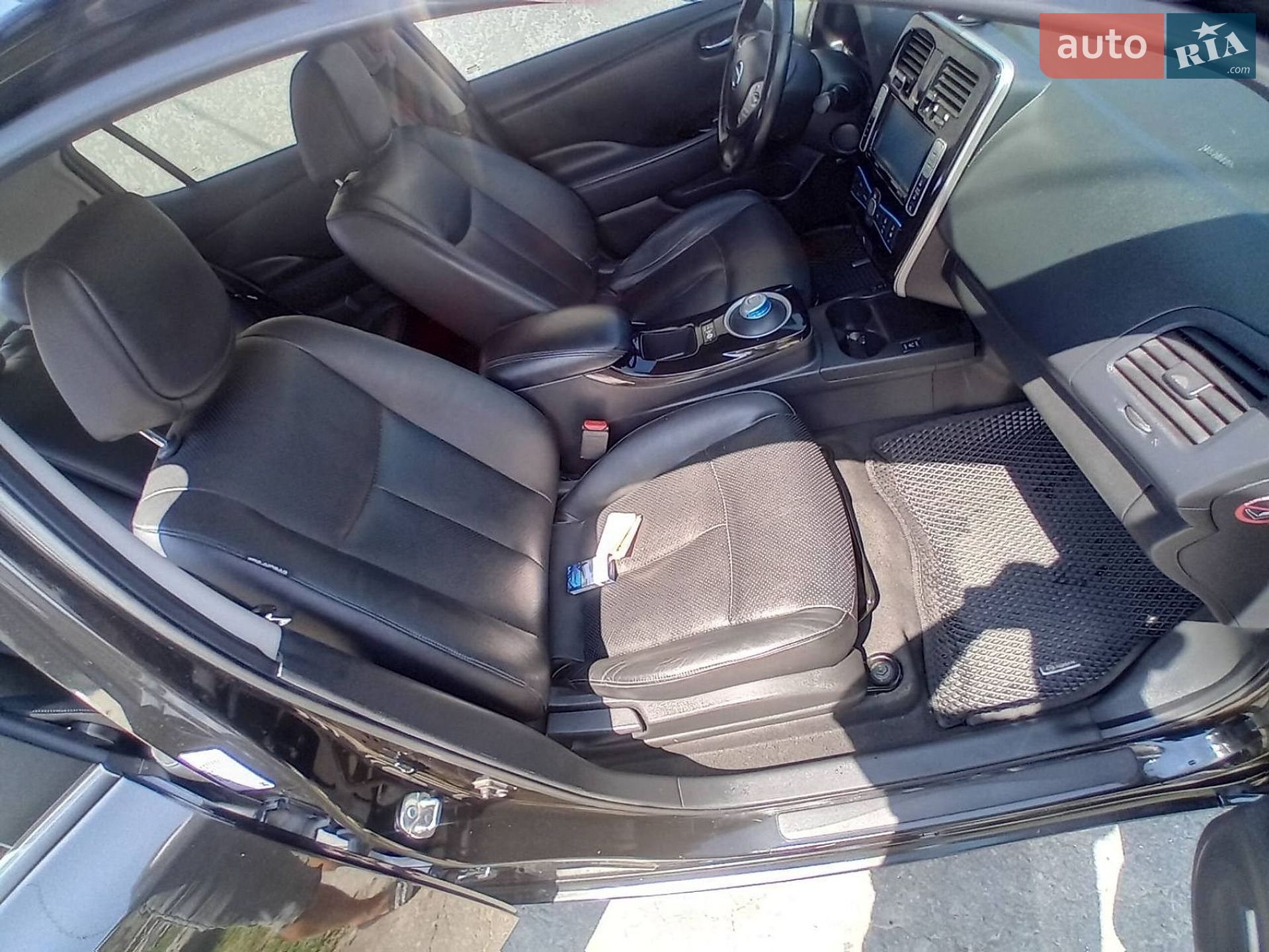 Nissan Leaf 2015 VIN SJNFAAZE0U6026104 фото оголошення 17 з 29