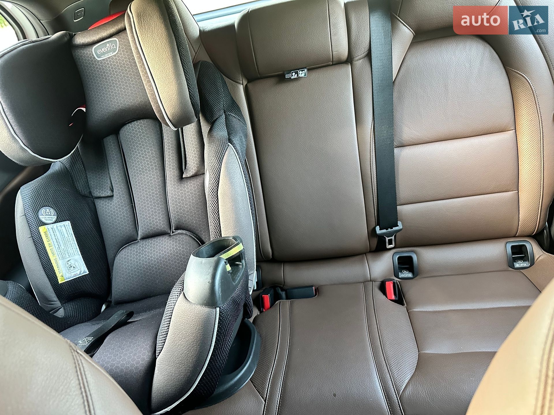 Mercedes-Benz GLA-Class 2018 VIN WDC1569431J492905 фото оголошення 31 з 36