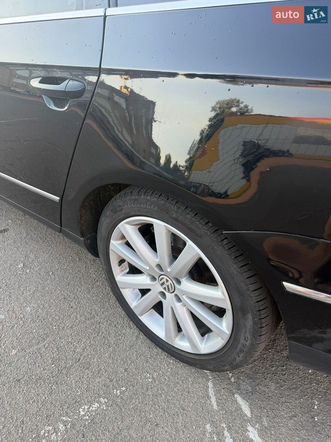 Volkswagen Passat 2010 VIN WVWZZZ3CZAE206714 фото оголошення 4 з 18