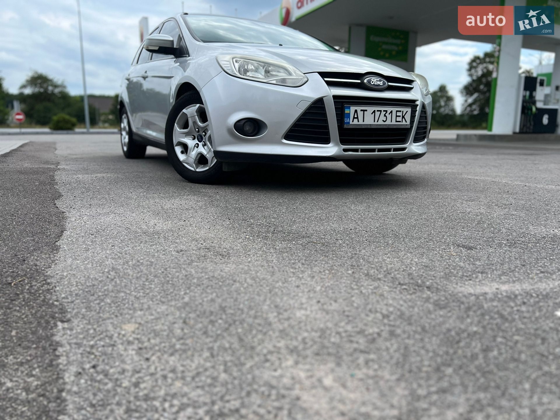 Ford Focus 2013 VIN WF0LXXGCBLDE27578 фото оголошення 4 з 35