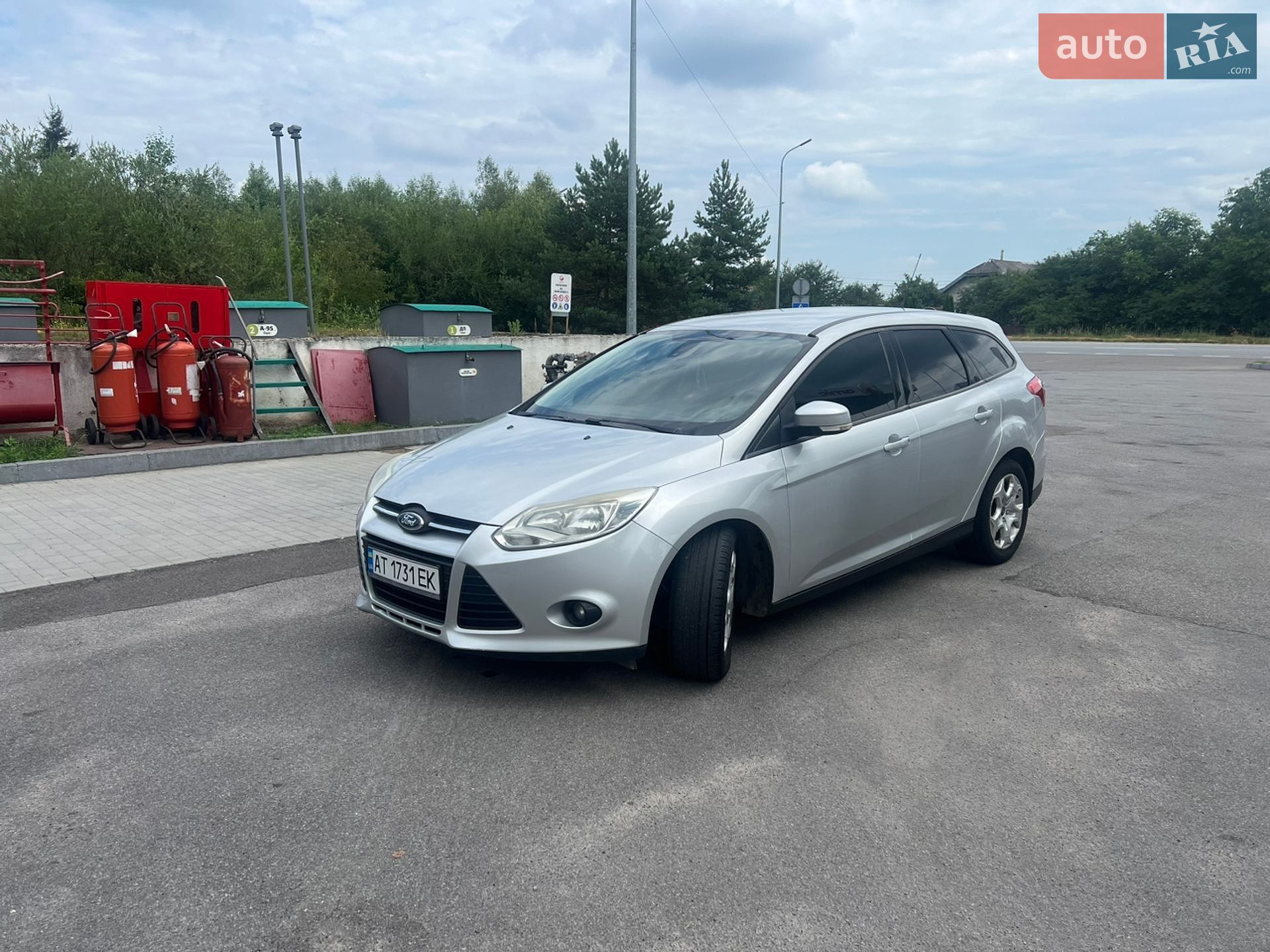 Ford Focus 2013 VIN WF0LXXGCBLDE27578 фото оголошення 11 з 35