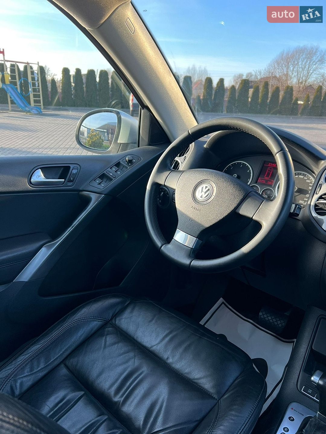 Volkswagen Tiguan 2008 VIN WVGZZZ5NZ9W005797 фото оголошення 17 з 21