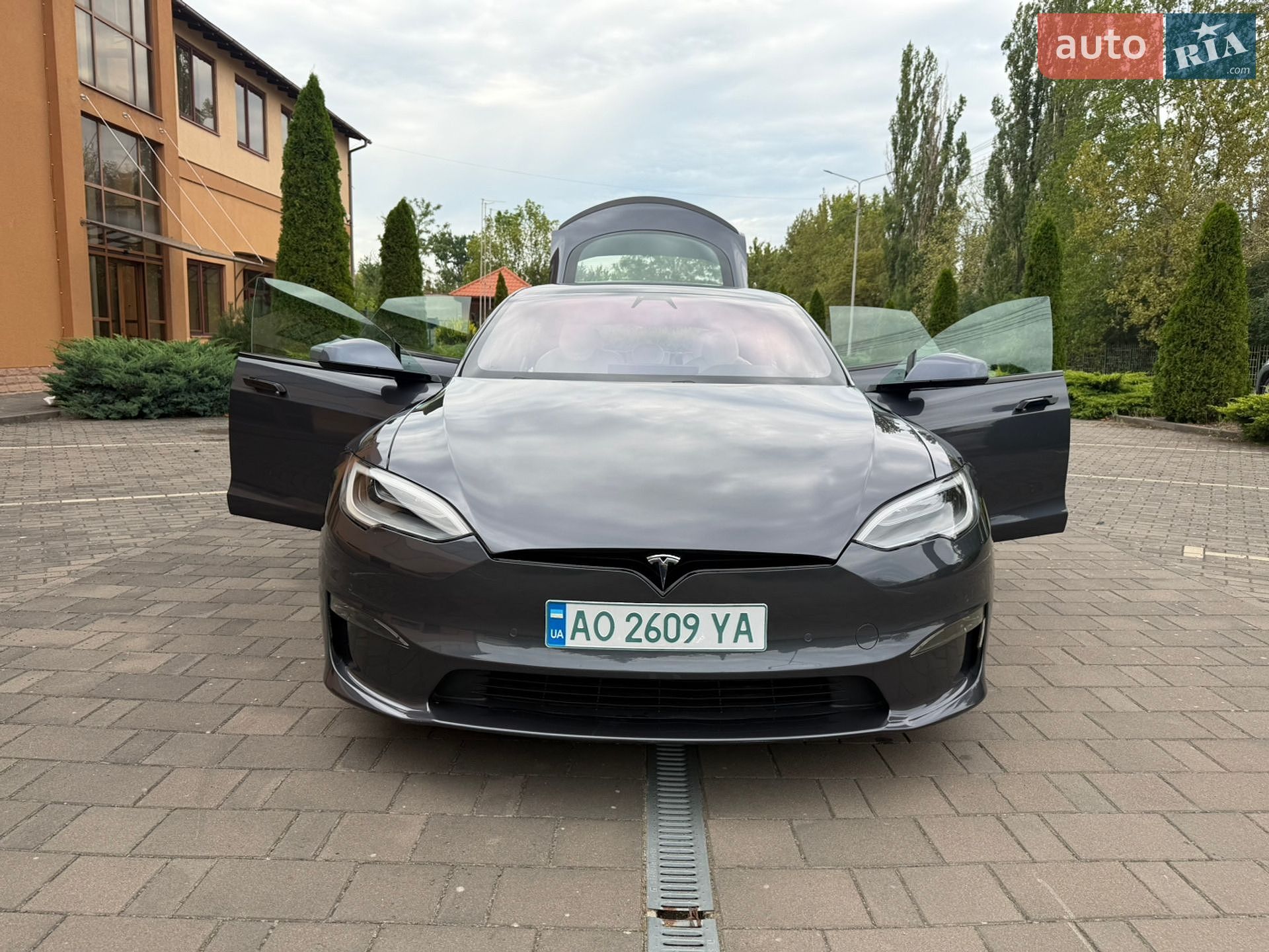 Tesla Model S 2021 VIN 5YJSA1E61NF461242 фото оголошення 14 з 58