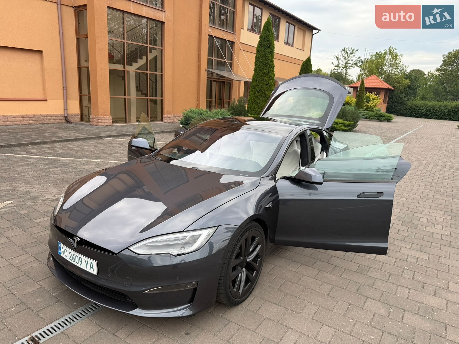Tesla Model S 2021 VIN 5YJSA1E61NF461242 фото оголошення 15 з 58