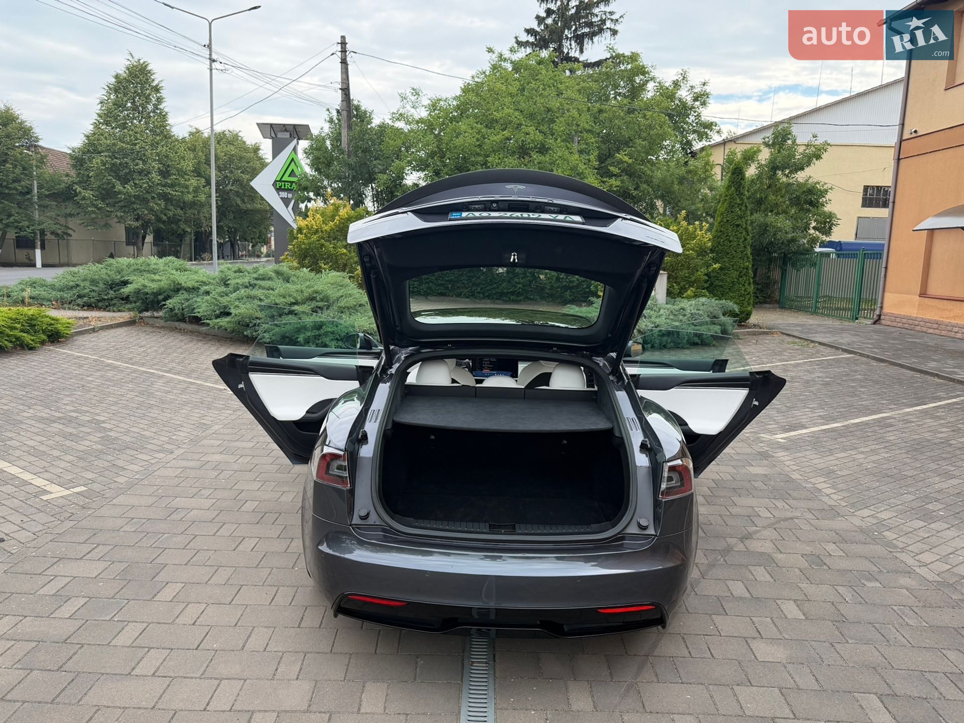 Tesla Model S 2021 VIN 5YJSA1E61NF461242 фото оголошення 21 з 58