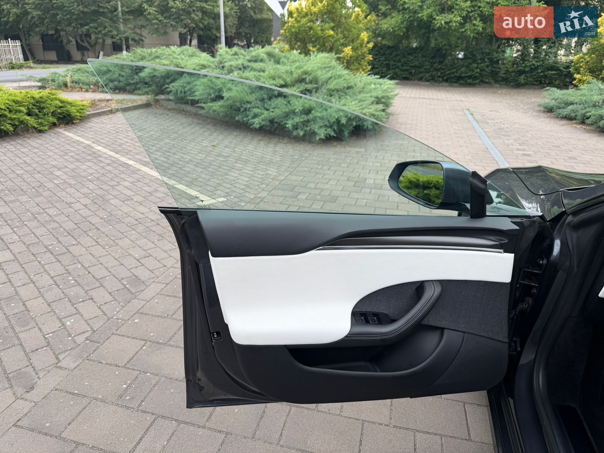 Tesla Model S 2021 VIN 5YJSA1E61NF461242 фото оголошення 28 з 58