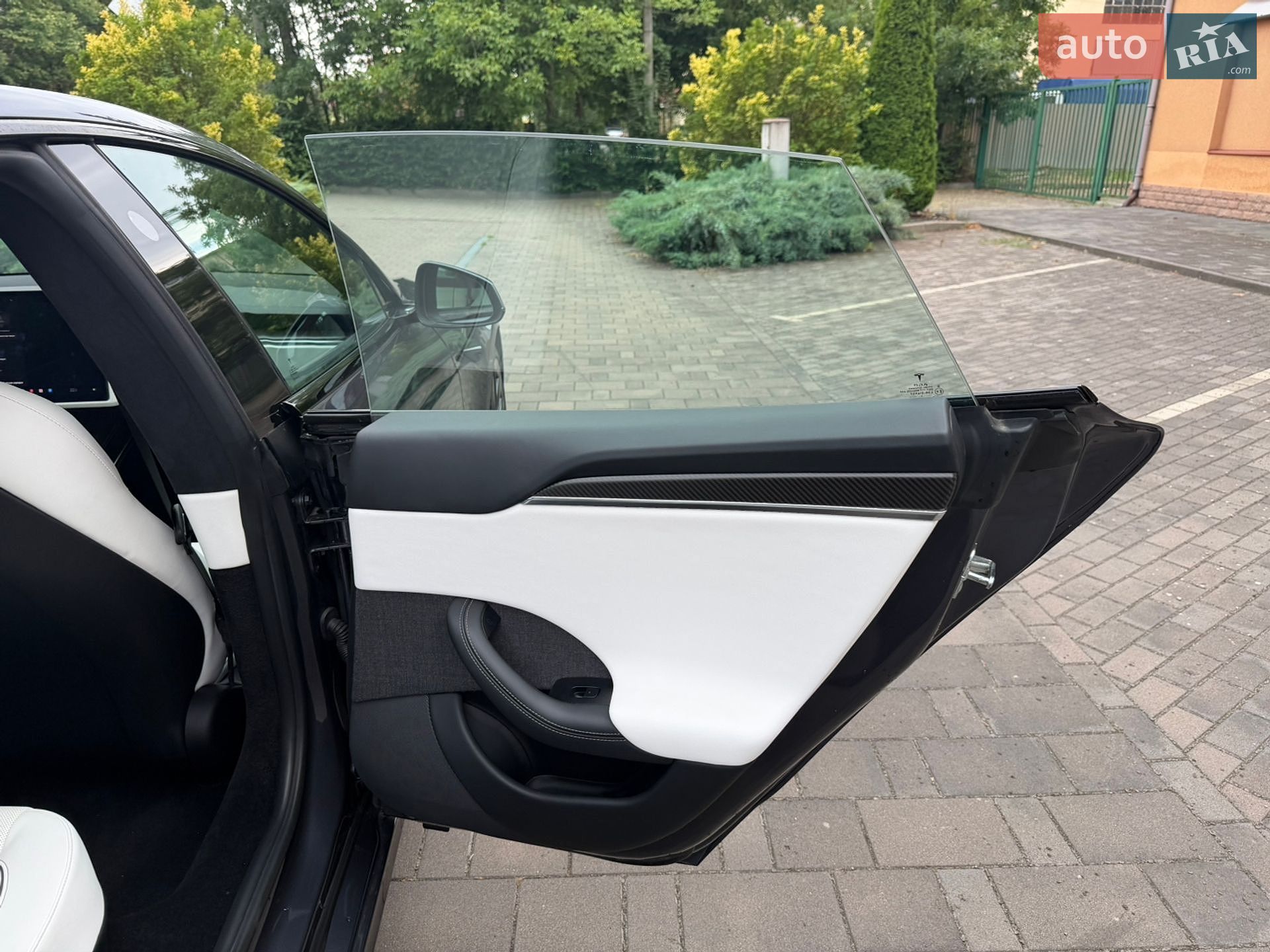 Tesla Model S 2021 VIN 5YJSA1E61NF461242 фото оголошення 36 з 58