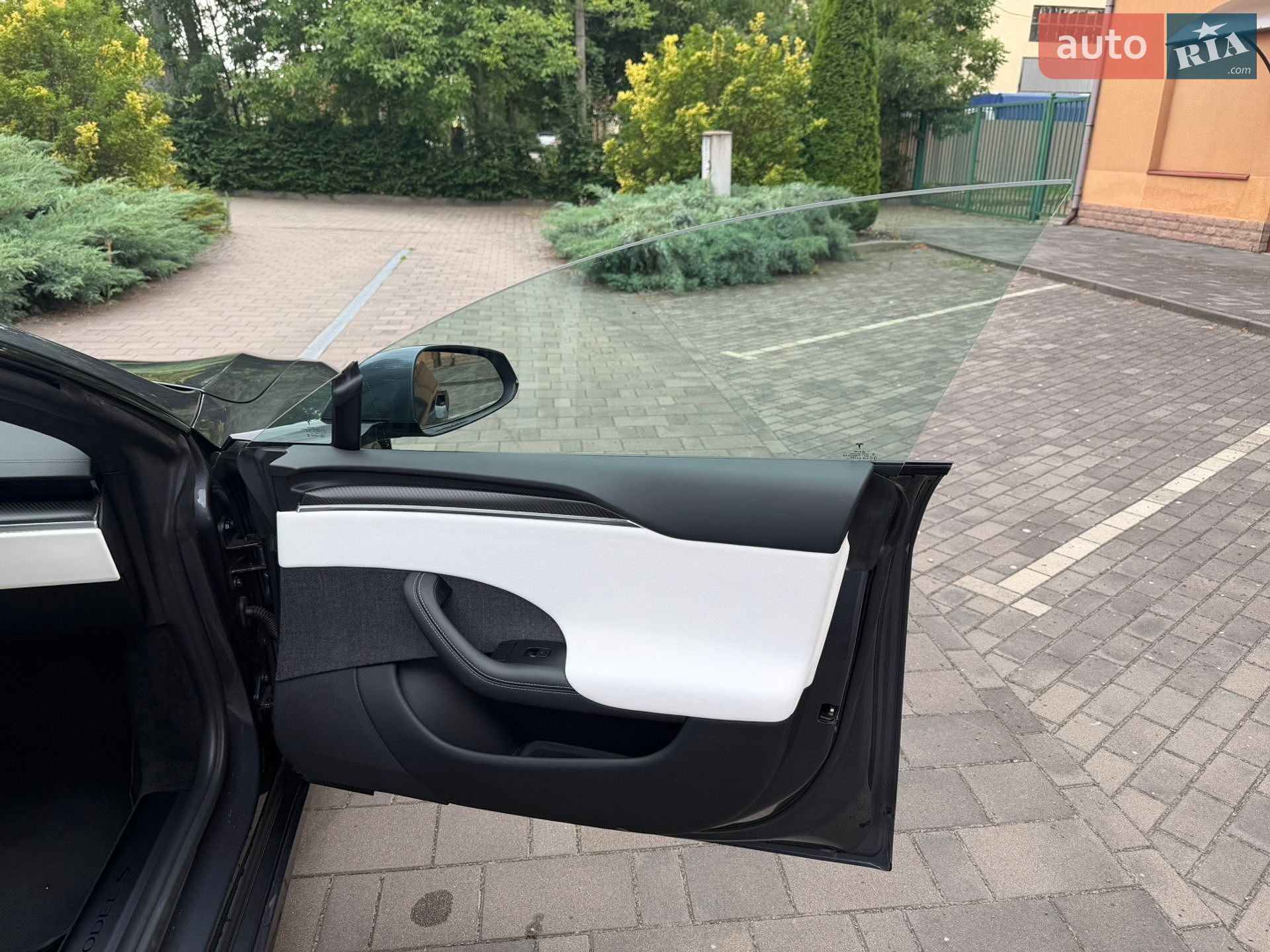 Tesla Model S 2021 VIN 5YJSA1E61NF461242 фото оголошення 39 з 58