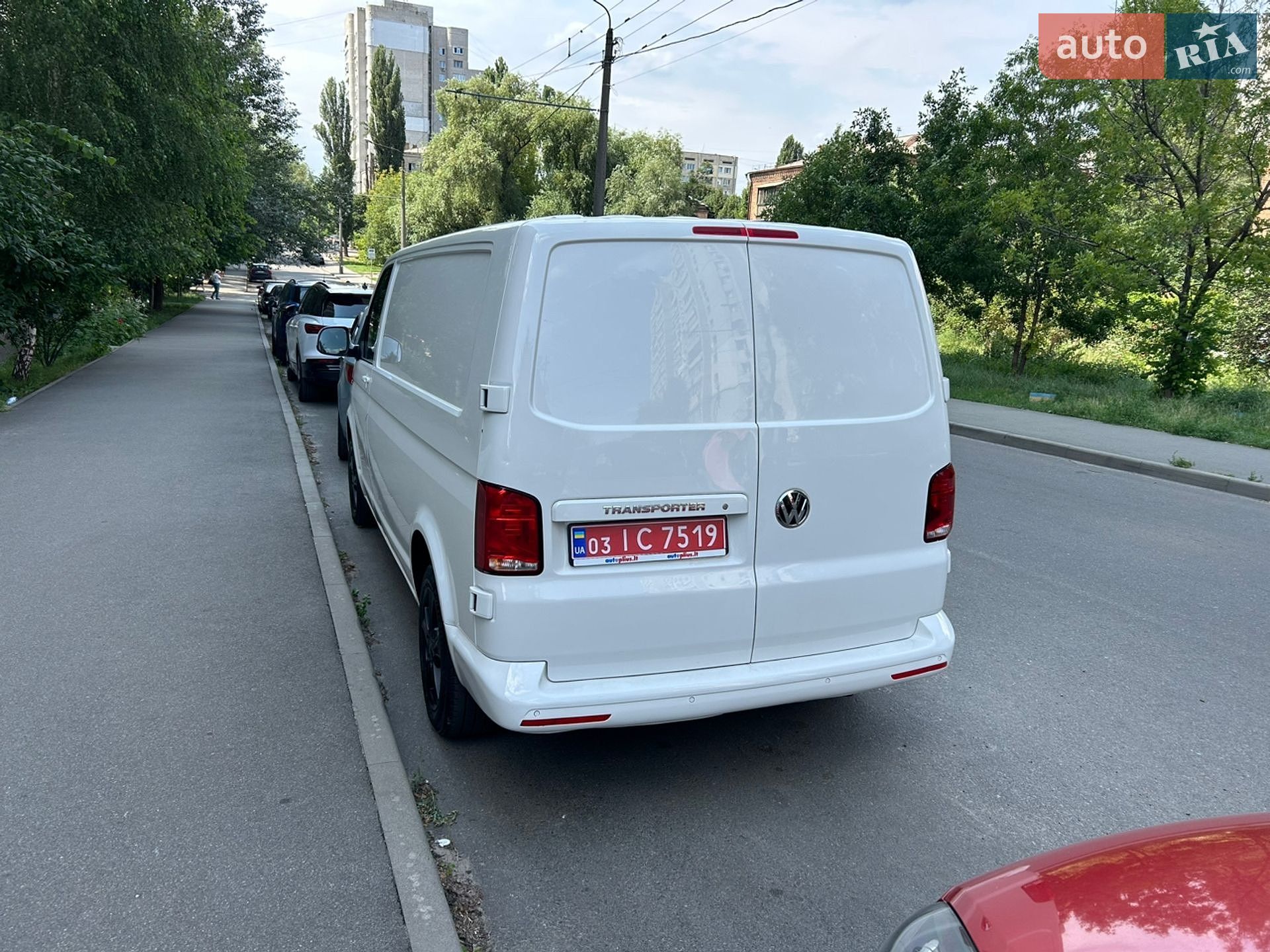 Volkswagen Transporter 2021 VIN WV1ZZZ7HZMH130014 фото оголошення 5 з 35