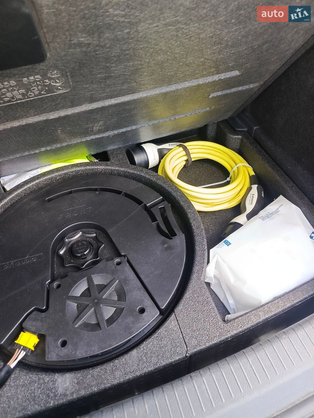 Volkswagen e-Golf 2018 VIN WVWZZZAUZJW909682 фото оголошення 18 з 51
