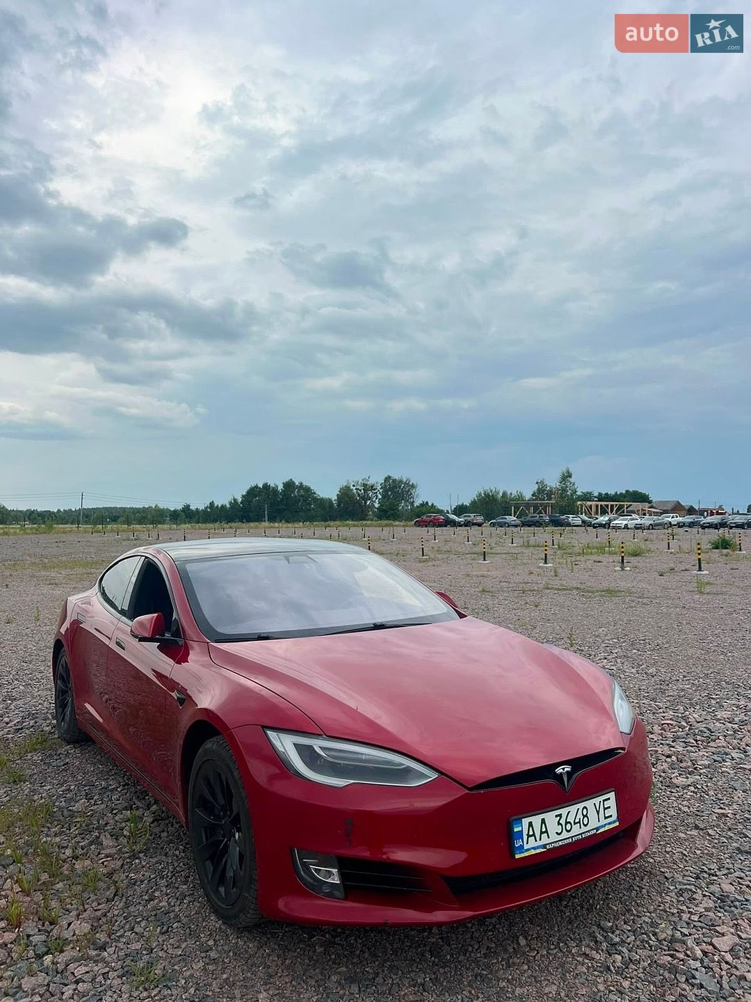 Tesla Model S 2017 VIN 5YJSA1E25HF232337 фото оголошення 3 з 9