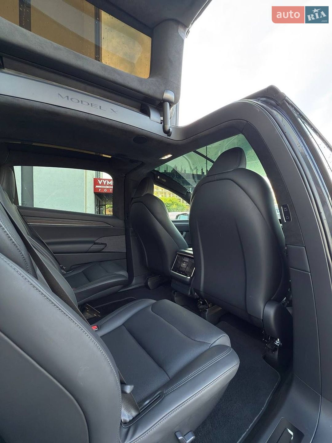 Tesla Model X 2023 VIN 7SAXCBE57PF400755 фото оголошення 7 з 10