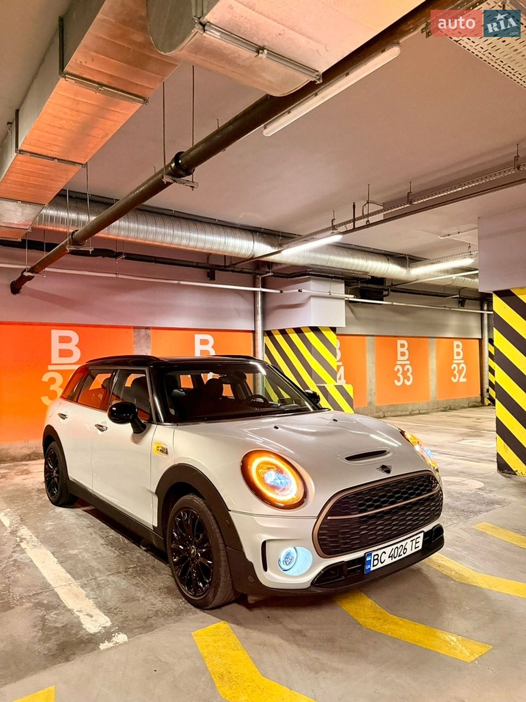 Mini Clubman 2018 VIN WMWLN9C5XJ2E51310 фото оголошення 35 з 36