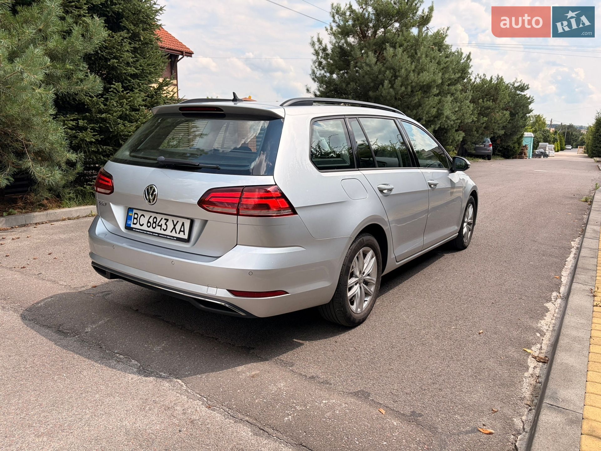 Volkswagen Golf 2019 VIN WVWZZZAUZKP545271 фото оголошення 4 з 23