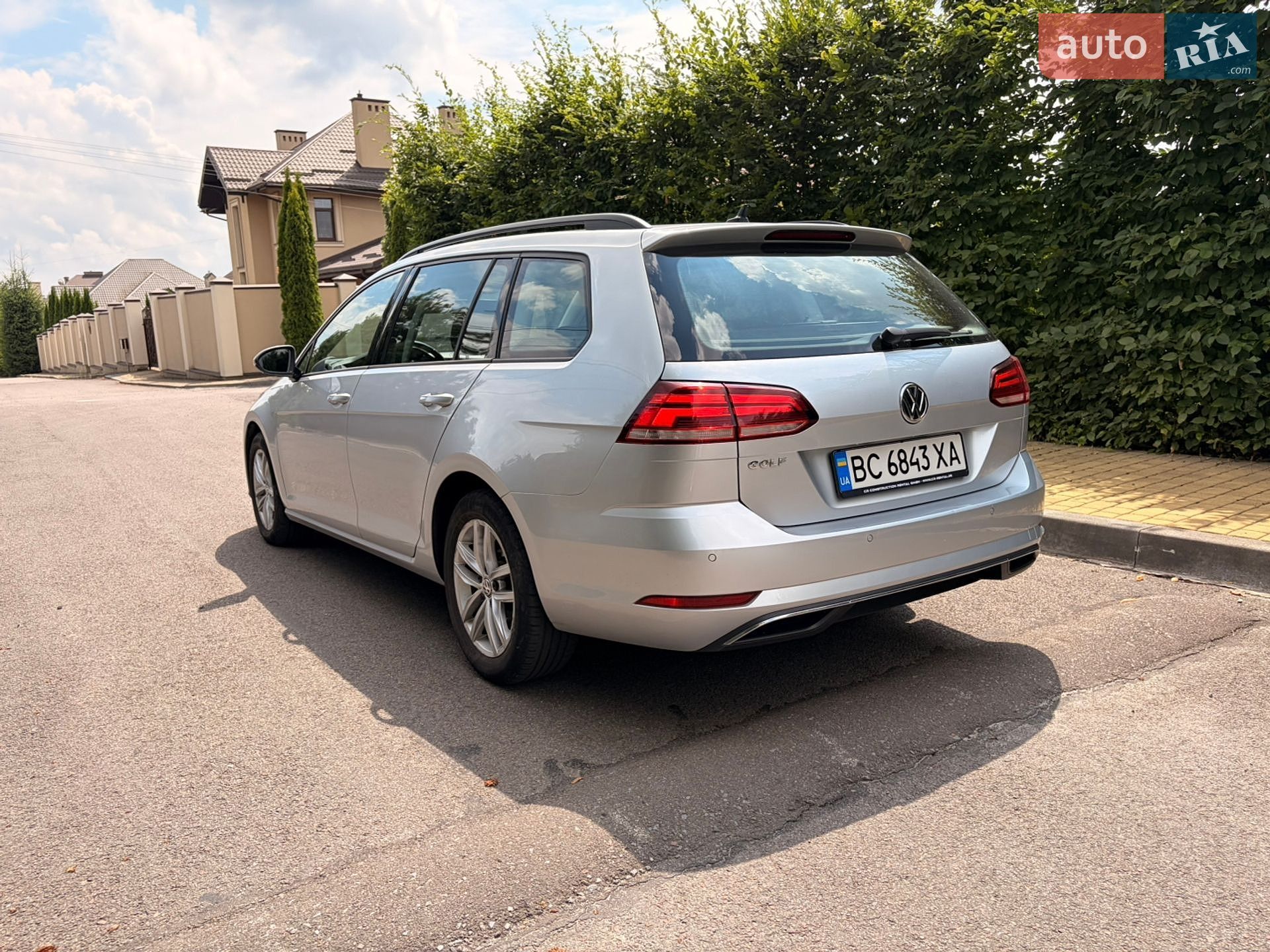 Volkswagen Golf 2019 VIN WVWZZZAUZKP545271 фото оголошення 6 з 23