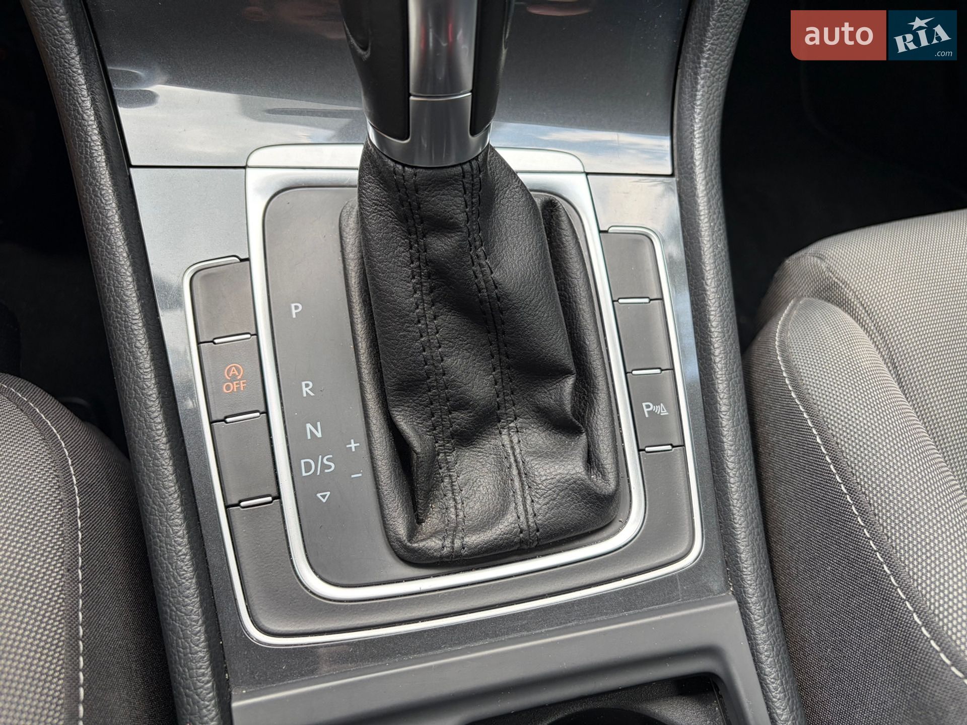 Volkswagen Golf 2019 VIN WVWZZZAUZKP545271 фото оголошення 11 з 23