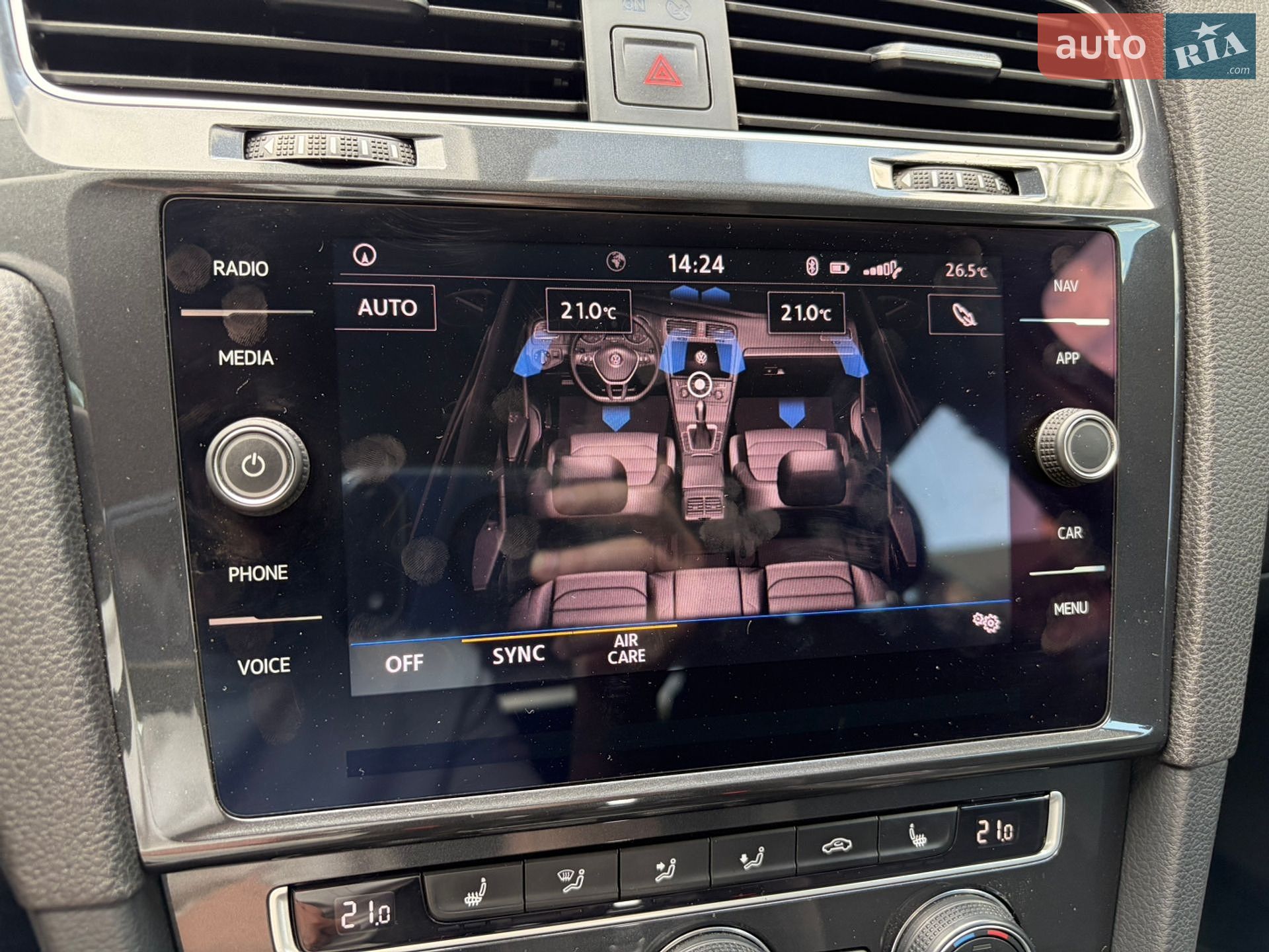 Volkswagen Golf 2019 VIN WVWZZZAUZKP545271 фото оголошення 16 з 23