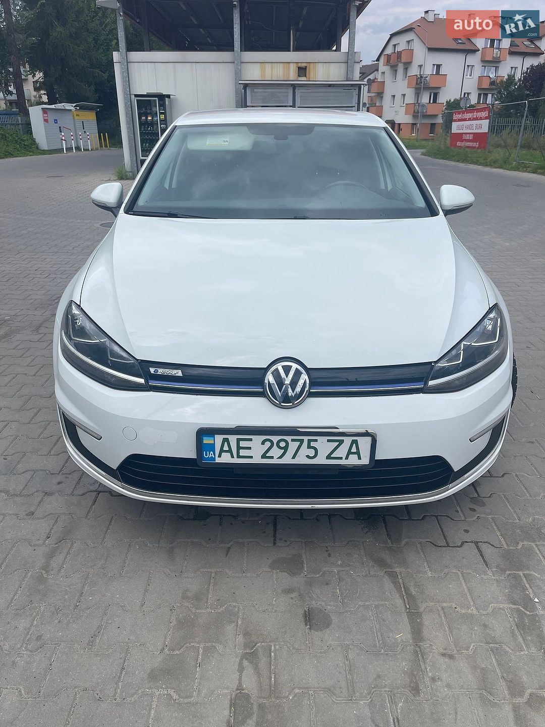 Volkswagen e-Golf 2017 VIN WVWKR7AUXHW950626 фото оголошення 7 з 11